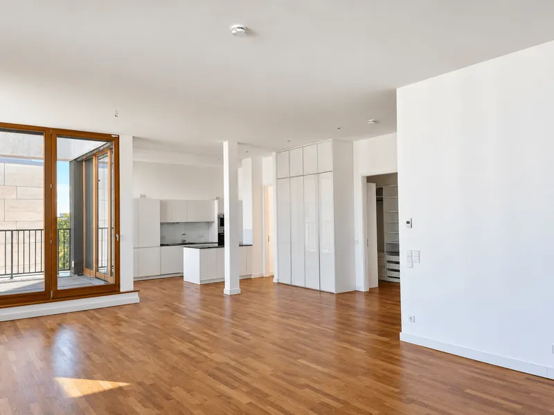 Exklusive Dachgeschosswohnung mit Terrasse in begehrter City-West-Lage — photo 1